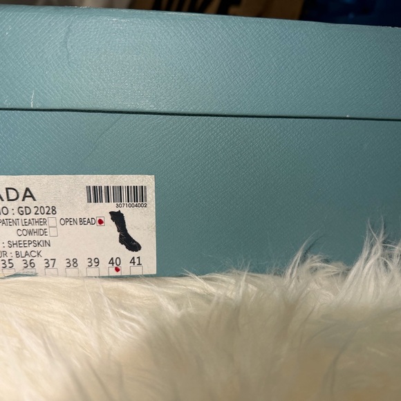 Black High-Top Boots with Side Pouch - Picture 8 of 8